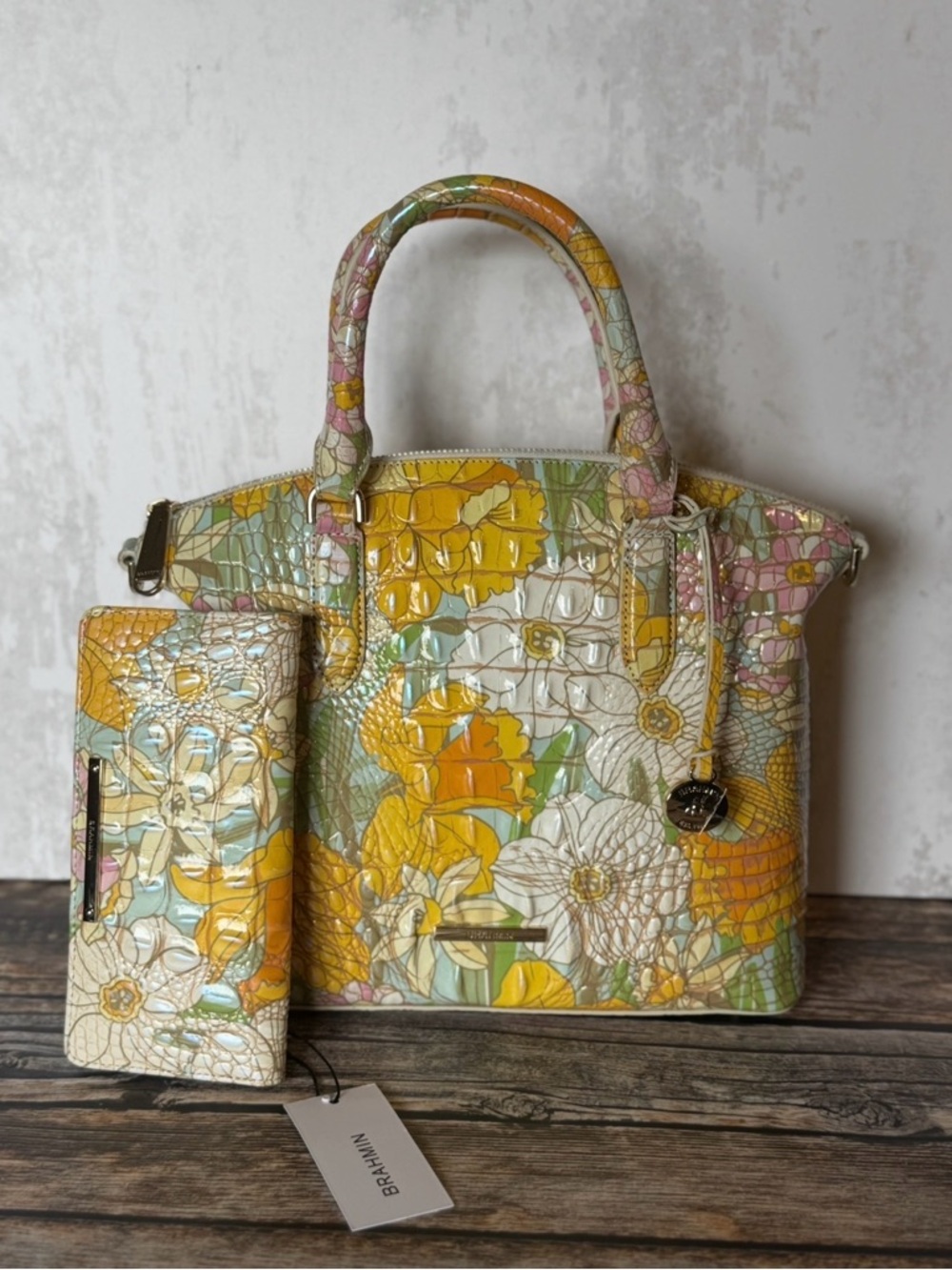 FIRM $ SET BRAHMIN DAFFODIL MEDIUM DUXBURY & WALLET NWT LIMITED EDITION - Picture 13 of 15